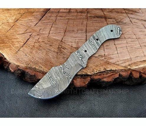 Hand Forged Damascus Steel Tracker Knife Blank – B11 - Jayger