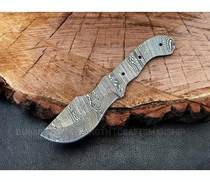 Hand Forged Damascus Steel Tracker Knife Blank – B11 - Jayger