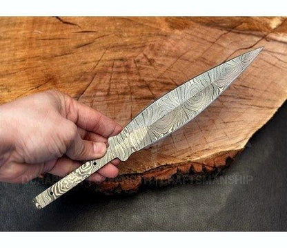 Hand Forged Damascus Steel Throwing Knife Blank – B15 - Jayger