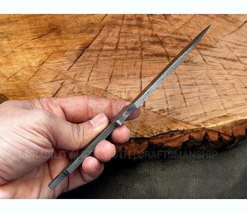 Hand Forged Damascus Steel Hunting Knife Blank – B4 - Jayger
